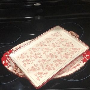 Temptations serving platters